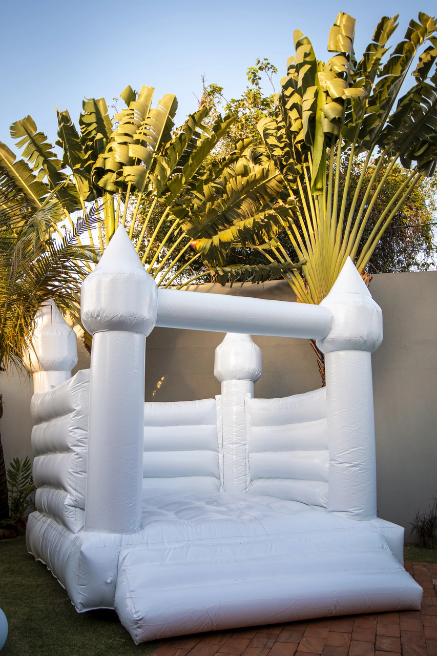 BrinqueLuxo-White-Castle